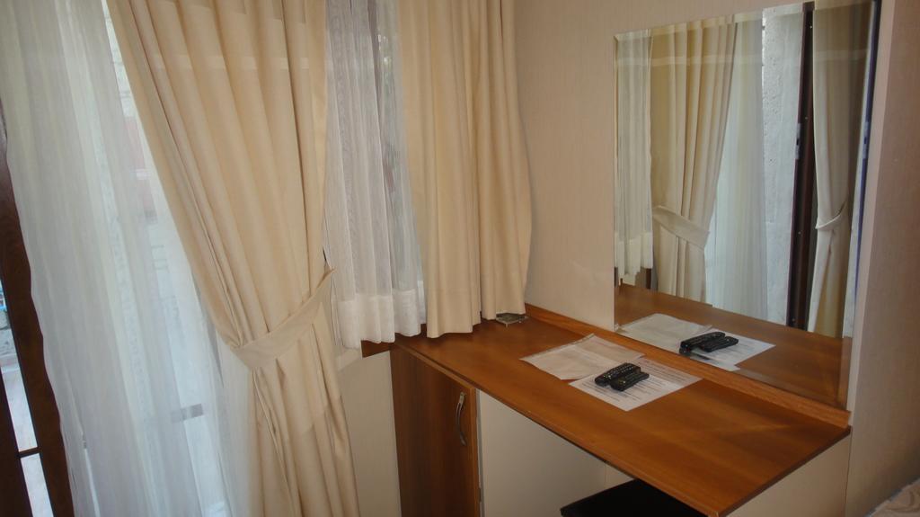 Golden Stone Butik Otel Кешме Номер фото