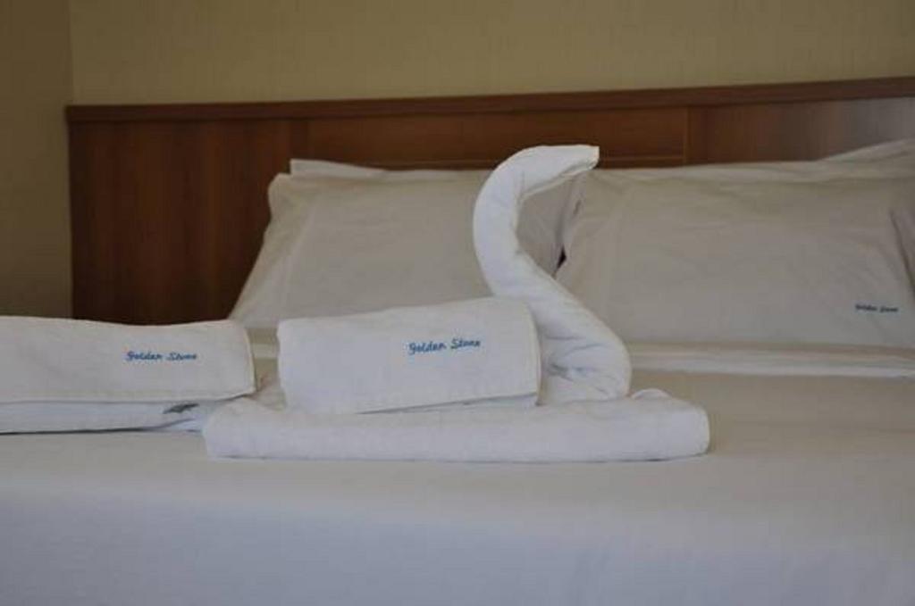 Golden Stone Butik Otel Кешме Номер фото
