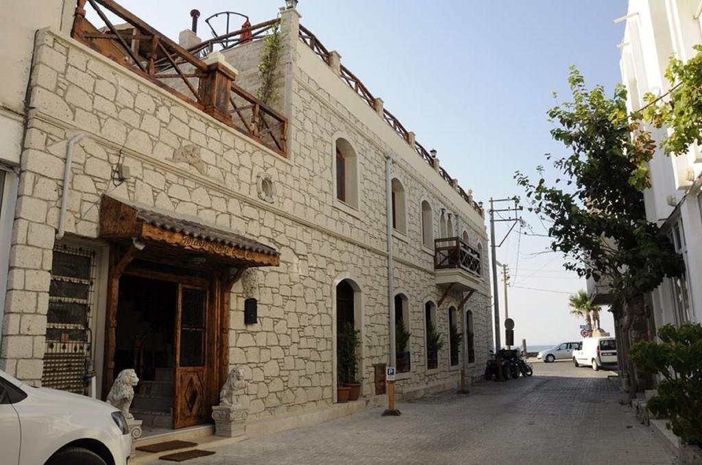 Golden Stone Butik Otel Кешме Экстерьер фото
